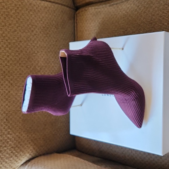 Kurt Geiger - Picture 2 of 3